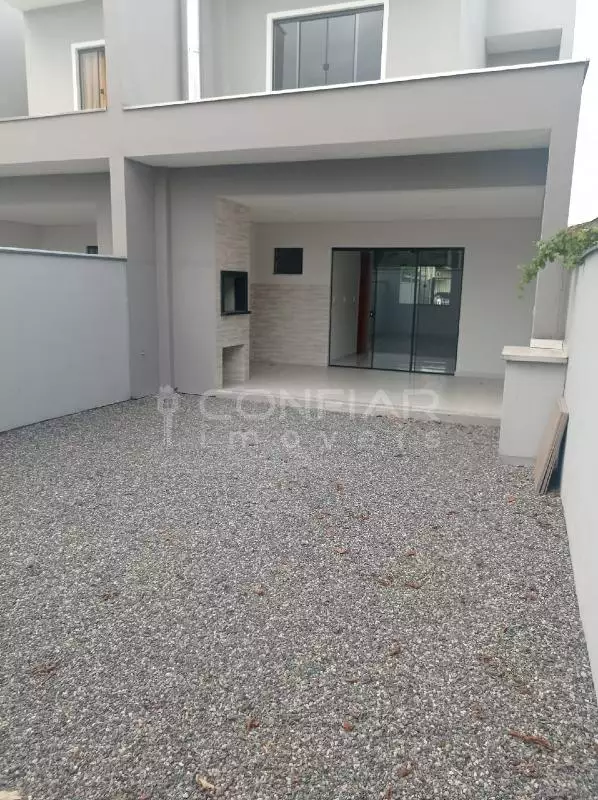 geminado 3 quartos em Boa Vista, Joinville - REF 00016
